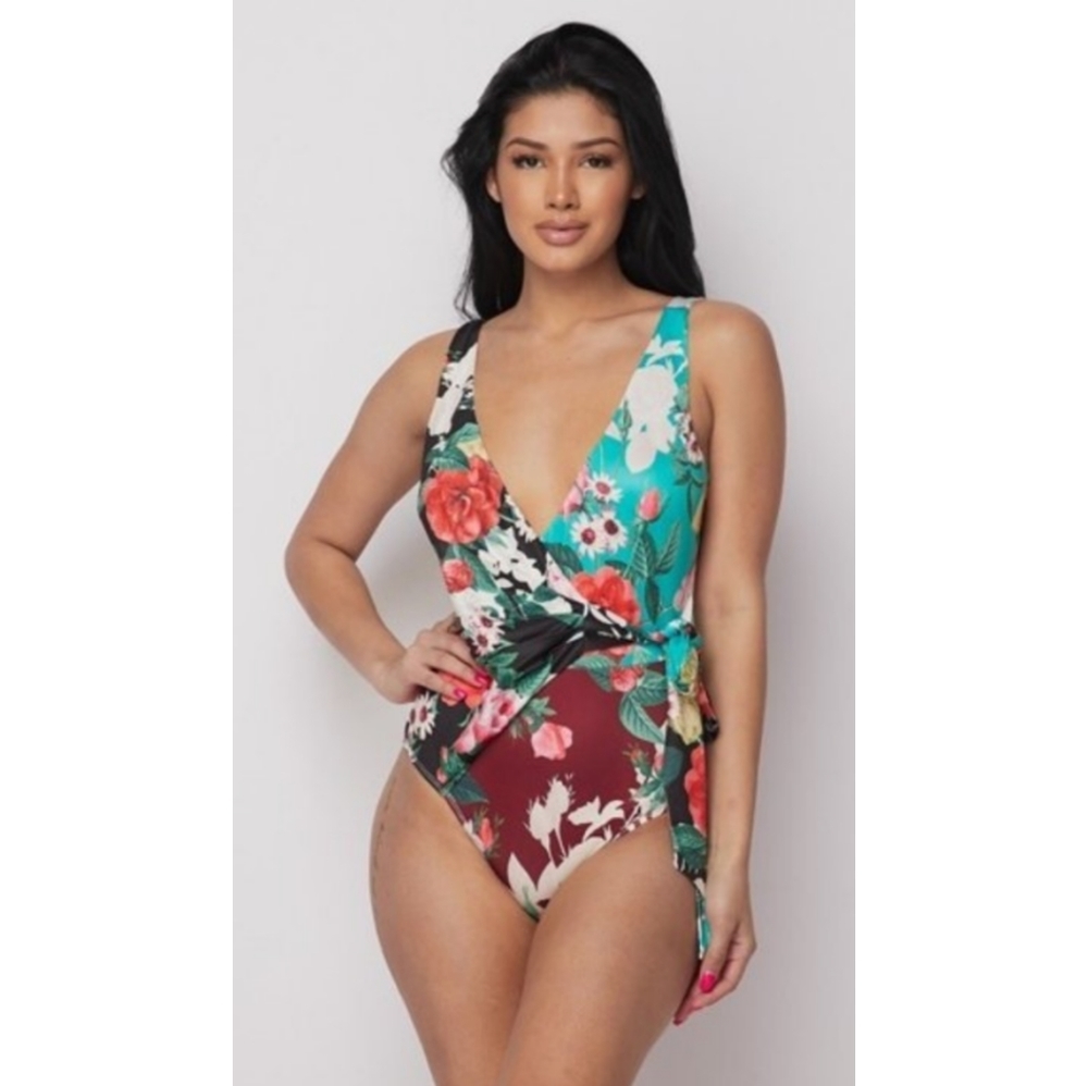 🆕🌿FLORAL BODYSUIT🌿